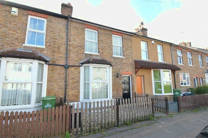 3 Bedroom Terraced House To Rent In Prospect Road, Cheshunt, Hertfordshire, EN8