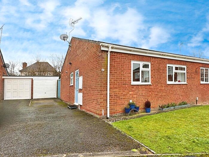 2 Bedroom Semi-Detached Bungalow For Sale In Amesbury, Salisbury, SP4