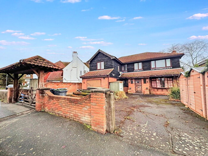 6 Bedroom Detached House For Sale In Hunters Forstal Road, Herne Bay, CT6