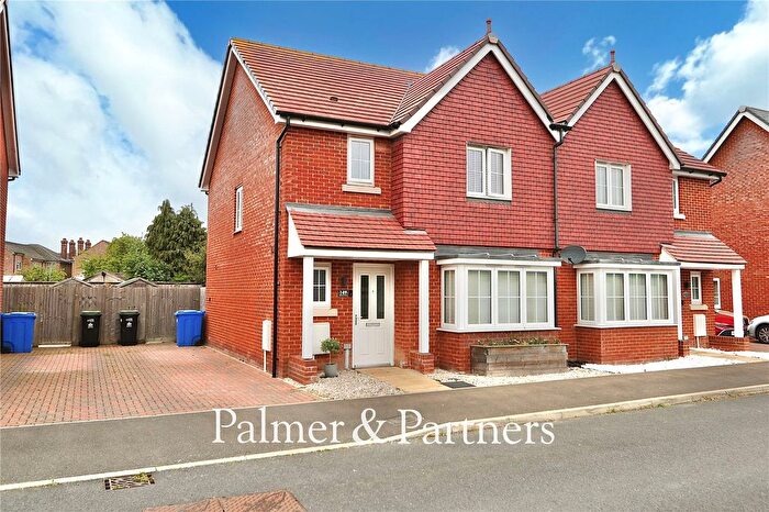 3 Bedroom Semi Detached House For Sale In Ribbans Park Road, Ipswich, Suffolk, IP3