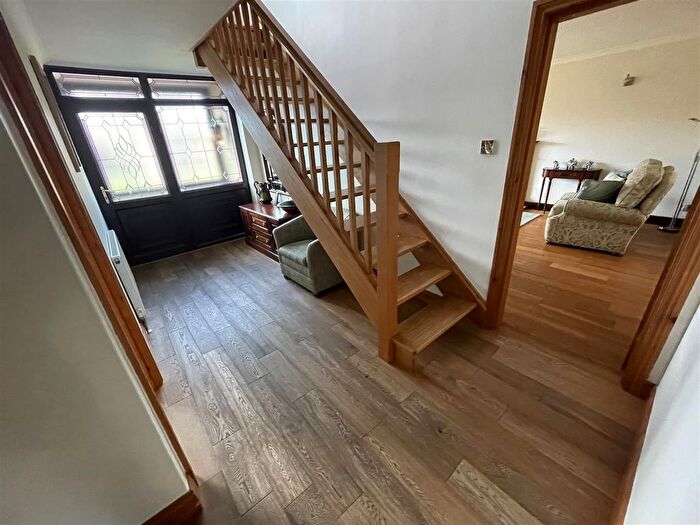 4 Bedroom Detached House For Sale In Stanford Court, Tippett Close, Nuneaton, CV11