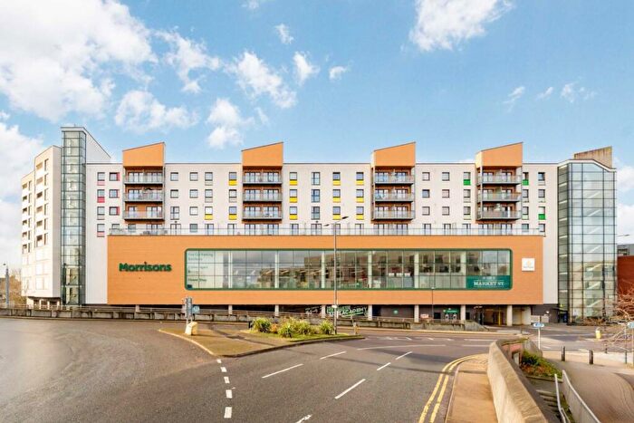 2 Bedroom Flat For Sale In Pinner Road, Harrow, HA1