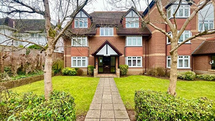 1 Bedroom Flat To Rent In Devonshire Road, Sutton, Surrey, SM2