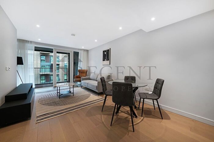 2 Bedroom Flat To Rent In Fairwater House, Chelsea Creek, SW6