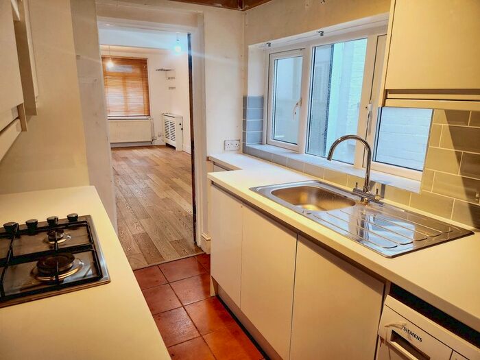3 Bedroom Property To Rent In George Street, London, W7