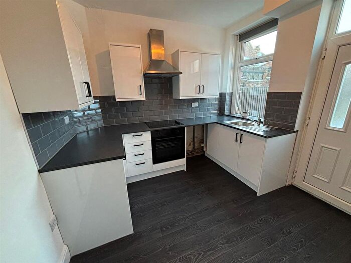 3 Bedroom Property To Rent In Pindar Street, Barnsley, S70