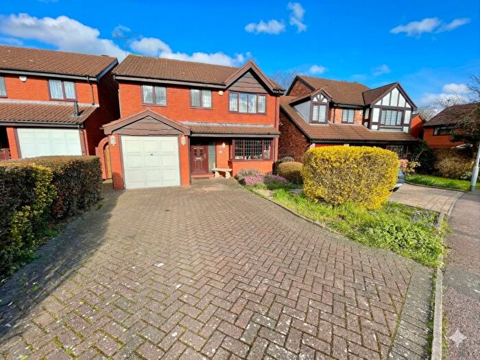 4 Bedroom Detached House For Sale In Copthorne, Luton, Bedfordshire, LU2