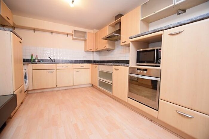 2 Bedroom Property To Rent In Royal Plaza, Sheffield, S1