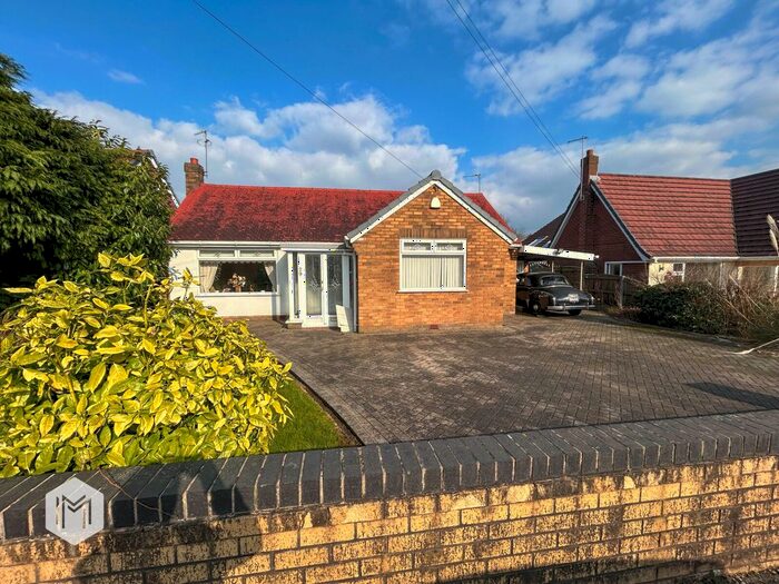 2 Bedroom Bungalow For Sale In Birchall Avenue, Culcheth, Warrington, Cheshire, WA3