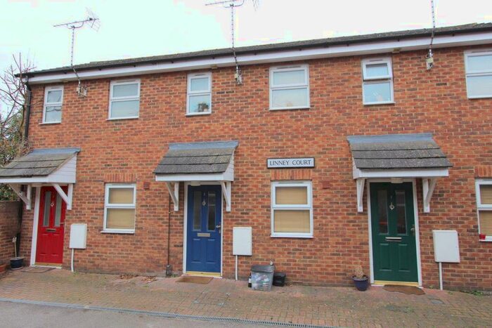 1 Bedroom Property To Rent In Dudley Street, Leighton Buzzard, LU7