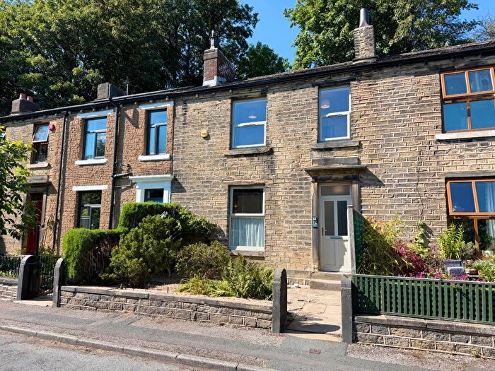 3 Bedroom Terraced House To Rent In Upper Brow Road, Huddersfield, West Yorkshire, HD1