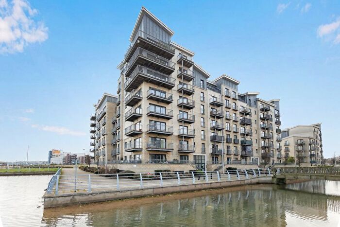 2 Bedroom Flat For Sale In / Merlin Avenue, Granton, Edinburgh, EH5