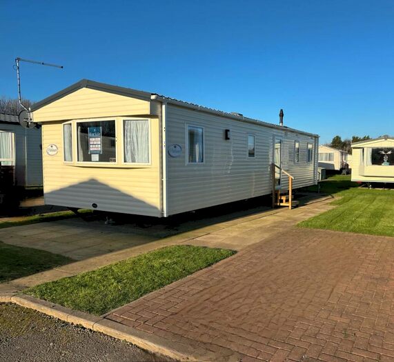 2 Bedroom Caravan For Sale In Seaside Rd, Hull, HU11