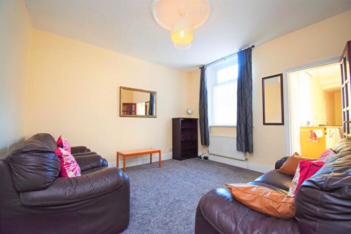 4 Bedroom Detached House To Rent In Belle Grove West, Spital Tongues, Newcastle Upon Tyne, NE2
