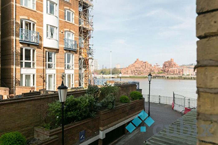 2 Bedroom Apartment To Rent In Rotherhithe Street, London, SE16