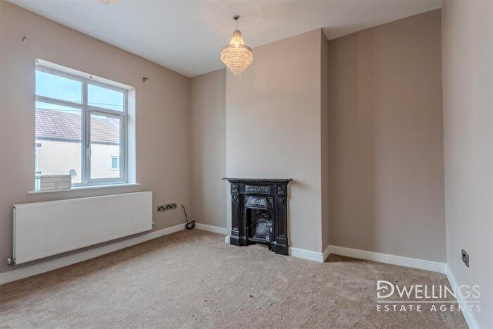 3 Bedroom Terraced House For Sale In Swadlincote Road, Woodville, DE11