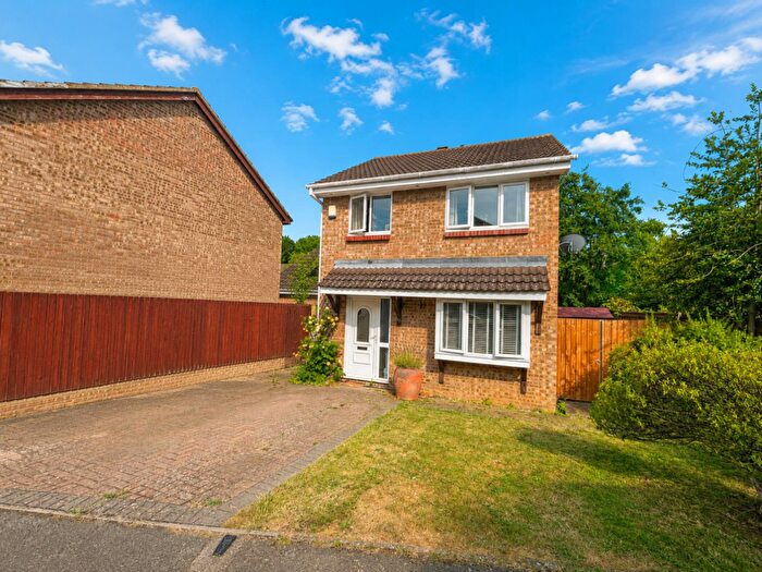 3 Bedroom Detached House For Sale In Parkside, Ecton Brook, Northampton, NN3