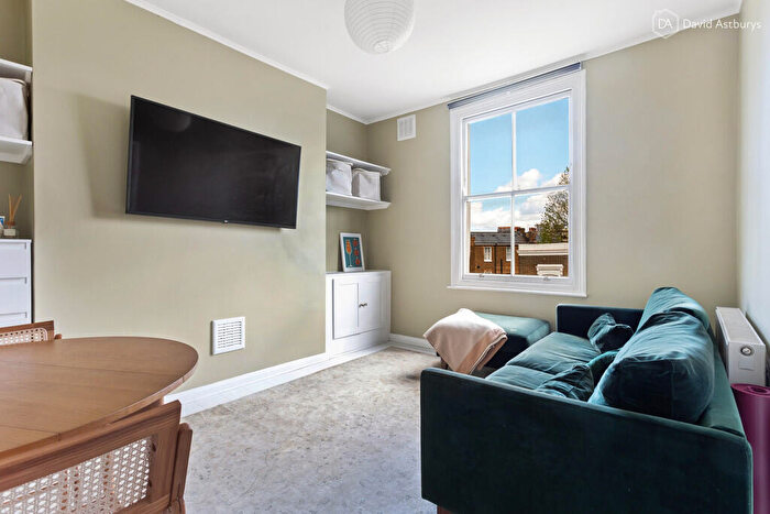 1 Bedroom Apartment To Rent In Southgate Road, De Beauvoir, London, N1