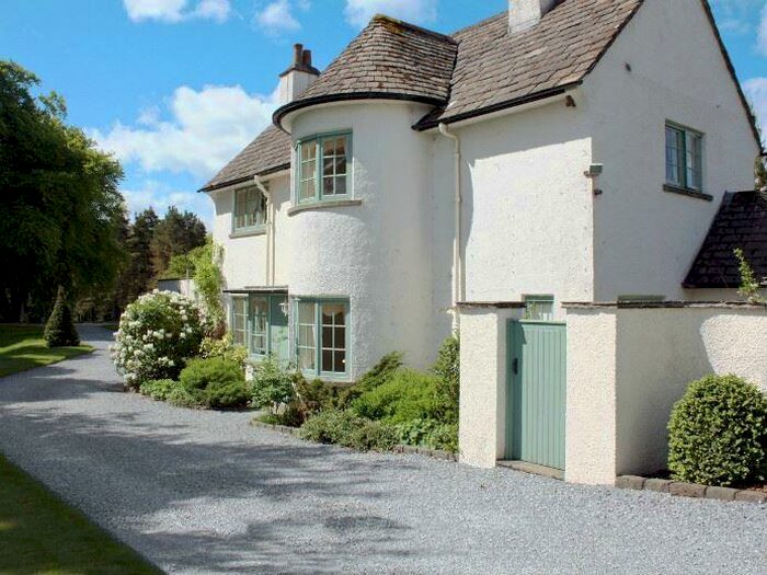 2 Bedroom Cottage To Rent In Dalbeathie Lodge, Dunkeld, PH8