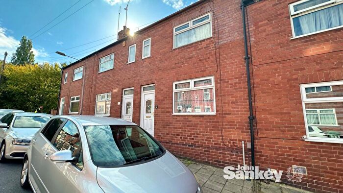 2 Bedroom Terraced House For Sale In Laurel Avenue, Mansfield, NG18