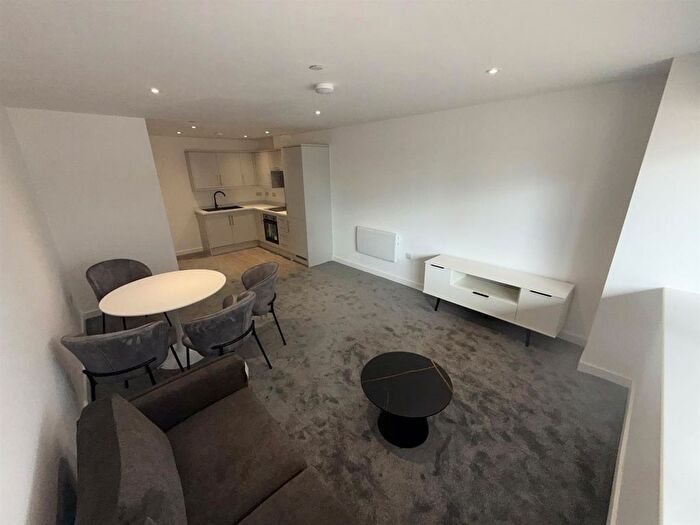 1 Bedroom Flat To Rent In Apartment City Point, Prospect Street, Kingston Upon Hull, HU2