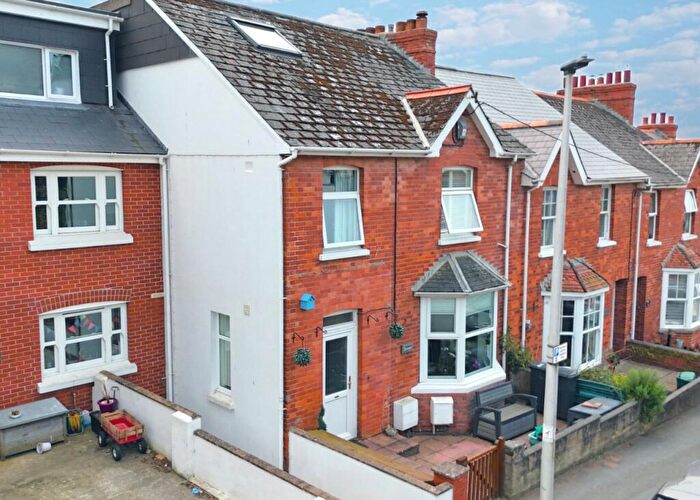 1 Bedroom Flat For Sale In South Street, Woolacombe, Devon, EX34