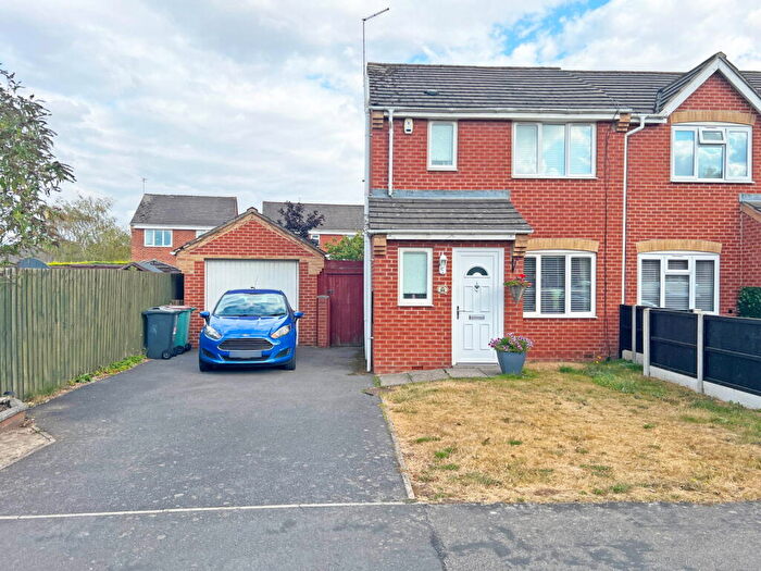3 Bedroom Semi-Detached House For Sale In Burgess Road, Coalville, Leicestershire, LE67