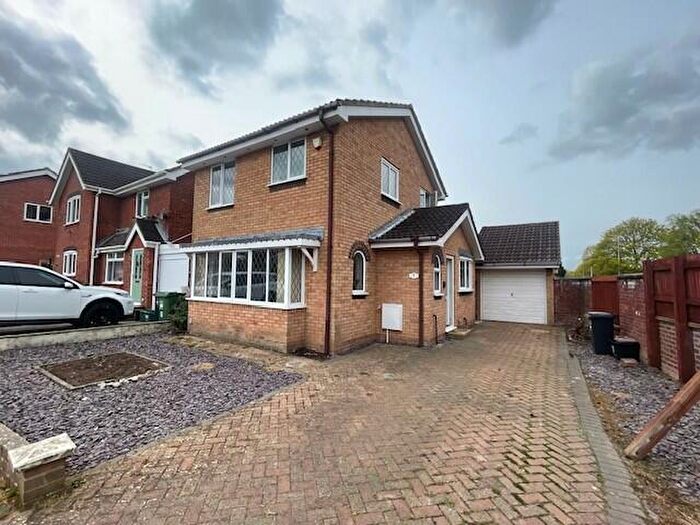 3 Bedroom House To Rent In Kielder Drive, BS22