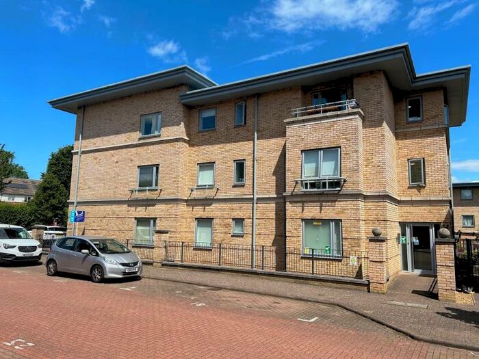 2 Bedroom Apartment To Rent In Robinson Street, Bletchley, MK3