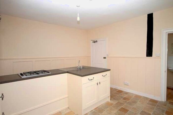 2 Bedroom Flat To Rent In Partridge Lane, Faversham, Kent, ME13