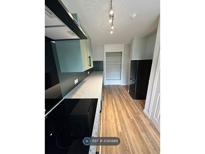 2 Bedroom Flat To Rent In Braehead Road, Cumbernauld, Glasgow, G67