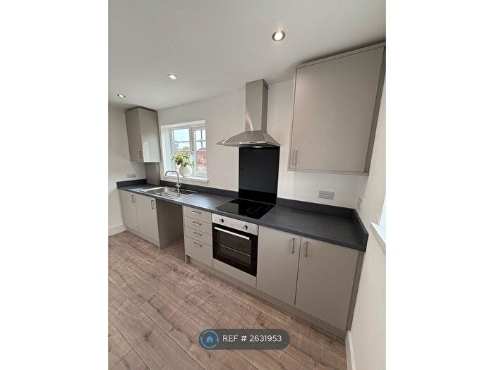 2 Bedroom Flat To Rent In Kelvin Place, Newcastle Upon Tyne, NE12