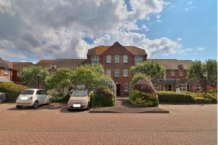 1 Bedroom Flat To Rent In Parkside, Worthing, BN11