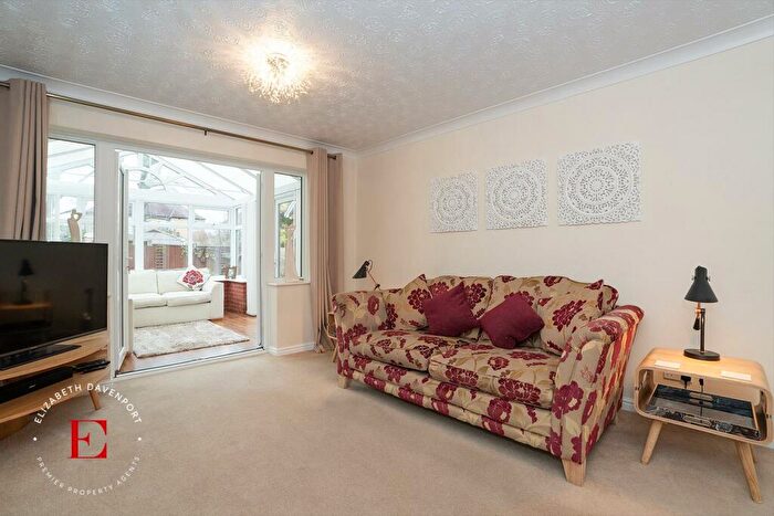 4 Bedroom Detached House For Sale In Monks Field Close, Coventry, CV4