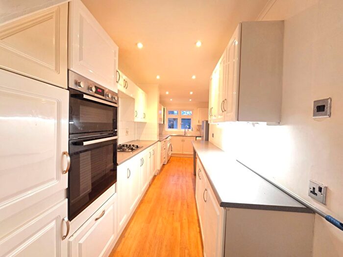 3 Bedroom Terraced House To Rent In Melton Gardens, Romford, RM1