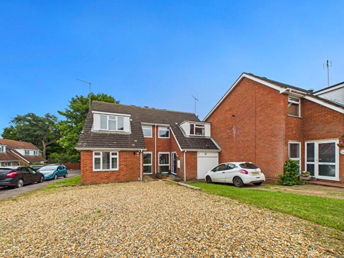 4 Bedroom End Of Terrace House For Sale In Stevenage, Hertfordshire, SG2