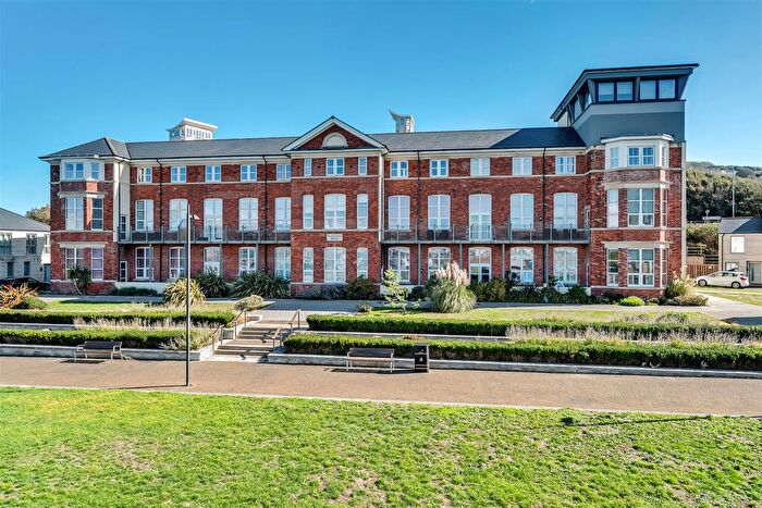 1 Bedroom Flat For Sale In Liberty Road, Portland, DT5
