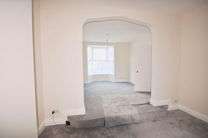 3 Bedroom Terraced House To Rent In Wellingborough Road, Rushden, NN10