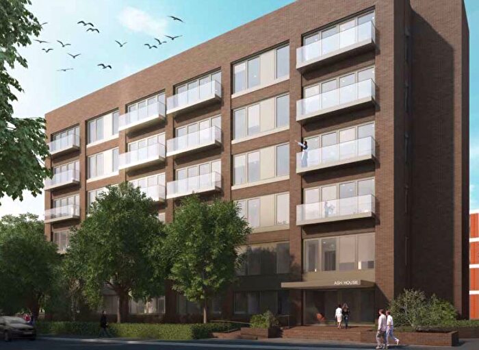 1 Bedroom Flat To Rent In Fairfield Avenue, Staines-Upon-Thames, TW18