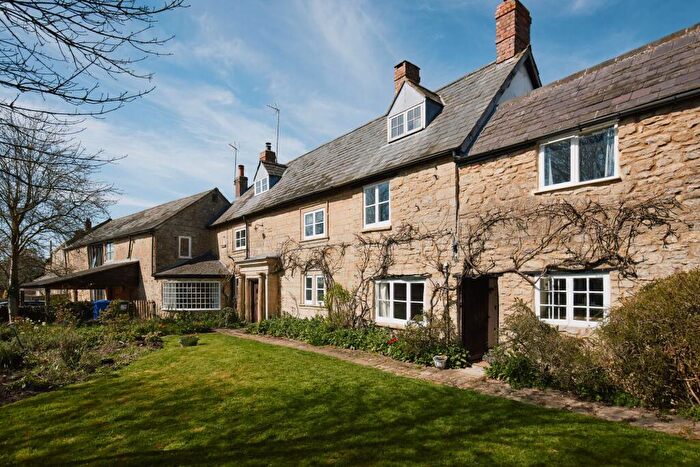 7 Bedroom Detached House For Sale In The Old Cross, Cross Lane, Helmdon, NN13