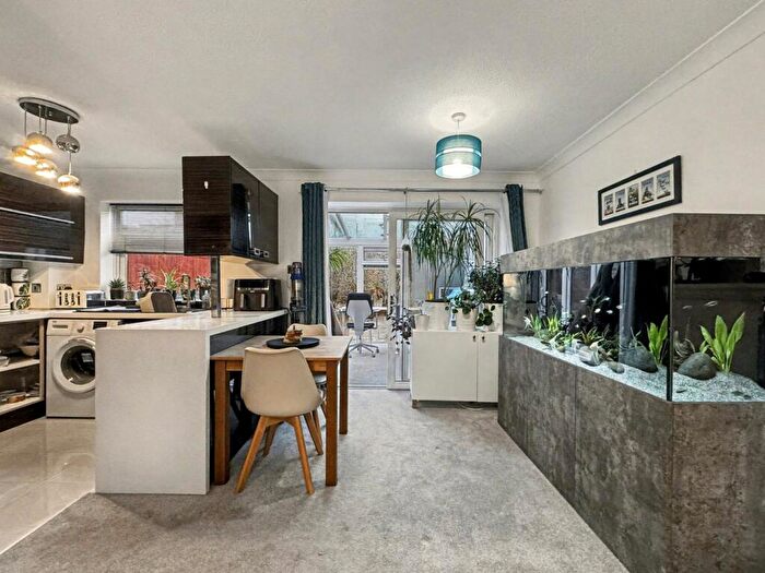 1 Bedroom Flat For Sale In Thirlmere Drive, Stowmarket, IP14