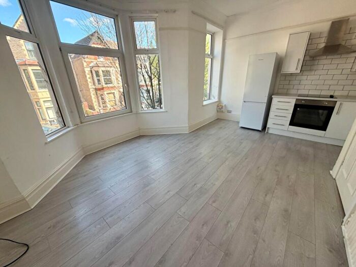 1 Bedroom Apartment For Sale In Flat, Connaught Road, Cardiff, CF24