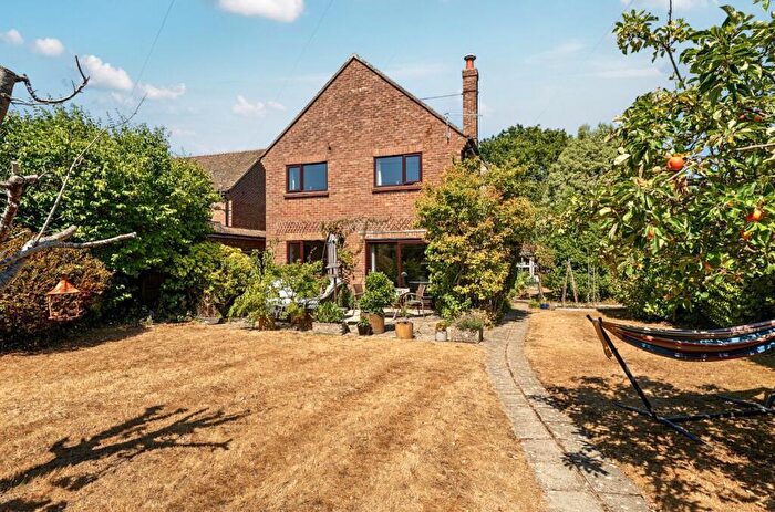4 Bedroom Detached House For Sale In Bracken Way, Walkford, Christchurch, BH23