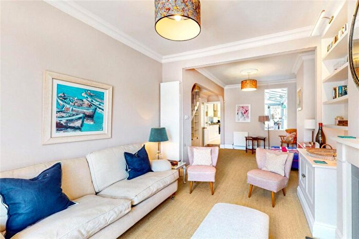4 Bedroom Terraced House For Sale In Temperley Road, London, SW12