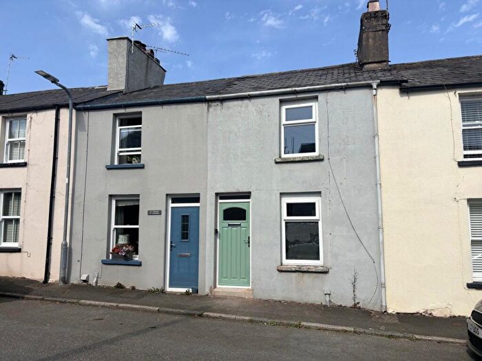 2 Bedroom Terraced House To Rent In Ulverston, LA12