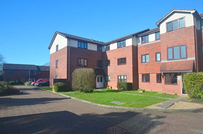 1 Bedroom Apartment To Rent In Firle Court, Yeomanry Close, Epsom, KT17