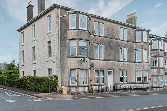3 Bedroom Flat For Sale In Alexandria Terrace, William Street, Dunoon, PA23