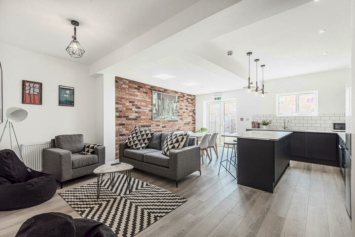 6 Bedroom Terraced House To Rent In Bolingbroke Road, Stoke, Coventry, CV3