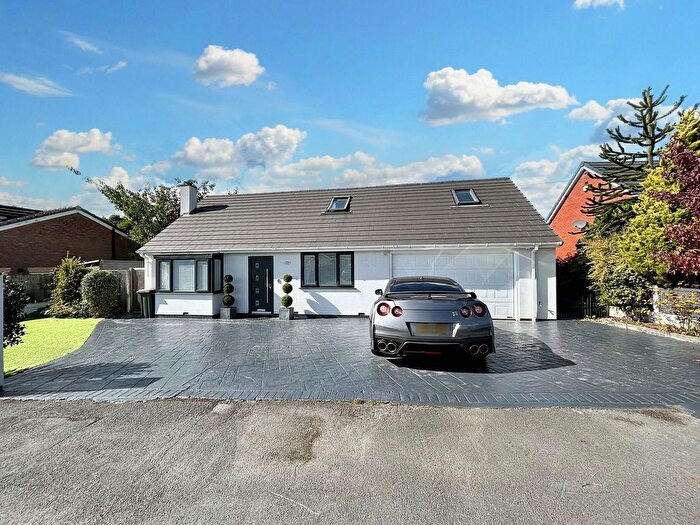 4 Bedroom Detached House For Sale In Parsonage Road, Worsley, M28