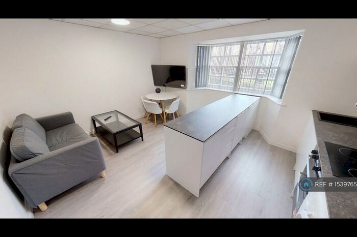 5 Bedroom Flat To Rent In Whitson Street, Bristol, BS1